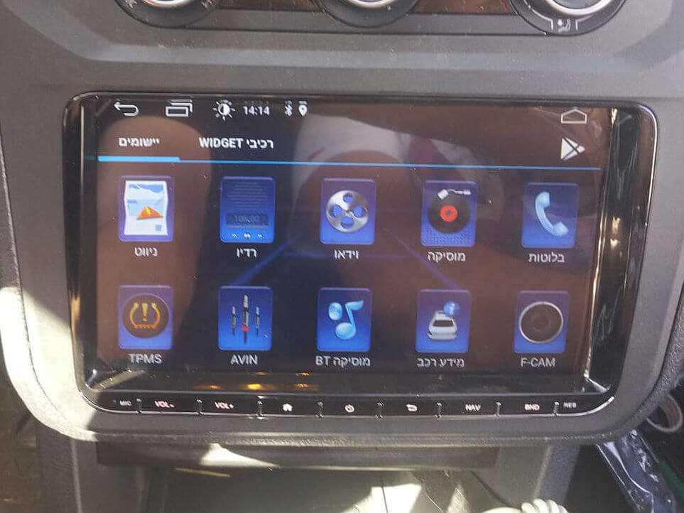 מולטימדיה לרכב עם waze